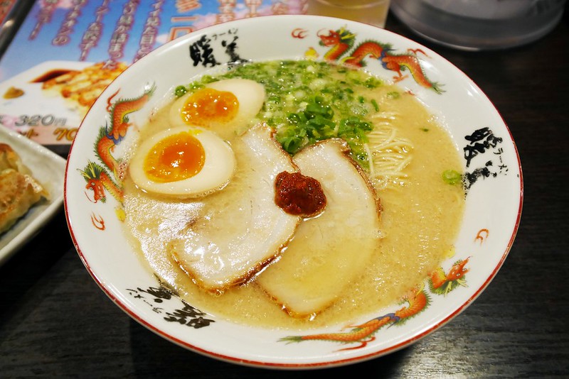 【日本靜岡】暖暮拉麵~九州拉麵評比第一名，靜岡車站步行5分鐘，拉麵煎餃都好吃推薦 @飛天璇的口袋
