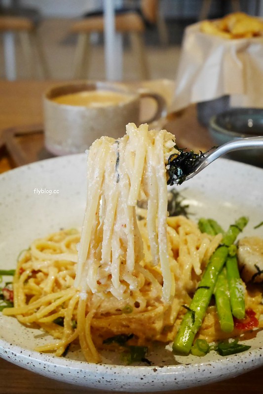 山時作┃台中南區：結合手作與餐點的文創餐廳，隱身台中文化創意園區裡，餐點精緻好吃有推薦 @飛天璇的口袋