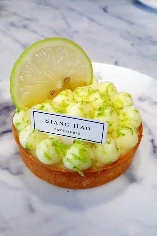 SIANG HAO手作甜點┃台中西屯：台中超夯大理石鏡面蛋糕，宛如藝術品的漂亮甜點，好吃又好拍的IG打卡熱門景點 @飛天璇的口袋