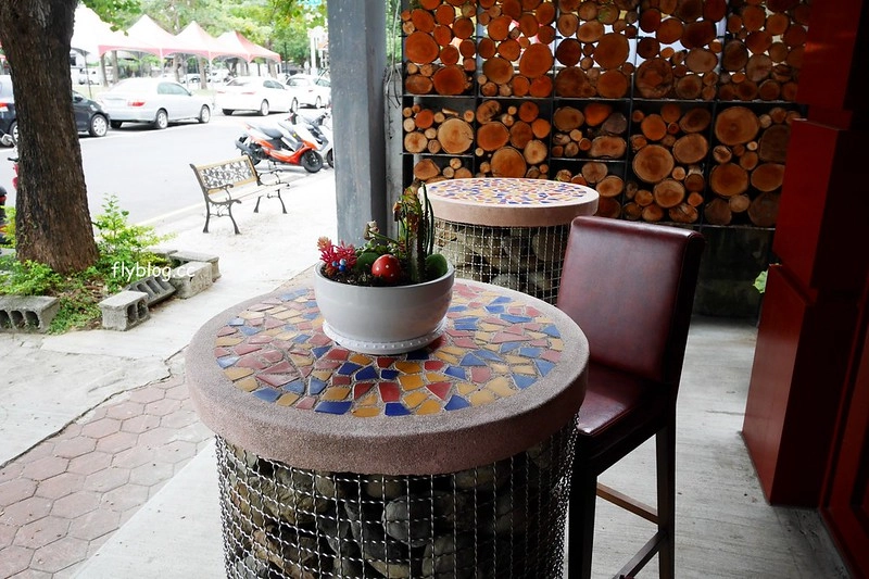 台中西區｜荳牛柴燒牛排．台中首見西班牙柴燒料理，主廚師承鹽之華餐廳 @飛天璇的口袋