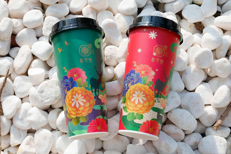 春芳號@河南店┃台中西屯：最療癒的手搖飲料店，11/9(四)進駐逢甲商圈，季節限定聖誕花鹿杯11月中旬全省統一上市 @飛天璇的口袋