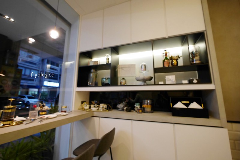 SIANG HAO手作甜點┃台中西屯：台中超夯大理石鏡面蛋糕，宛如藝術品的漂亮甜點，好吃又好拍的IG打卡熱門景點 @飛天璇的口袋