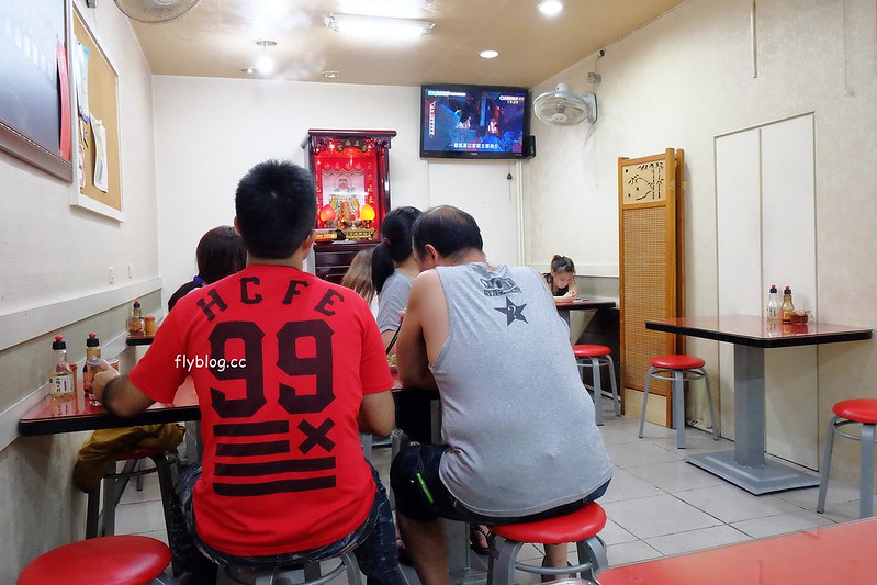 宜蘭羅東｜文昌炸醬麵，樸實簡單的羅東美食，選擇性困難者直接點雙醬麵 @飛天璇的口袋