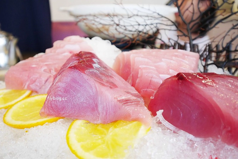 宜蘭蘇澳｜海邊食堂，原豆腐岬17海鮮餐廳，宜蘭在地人也推薦的南方澳美食 @飛天璇的口袋