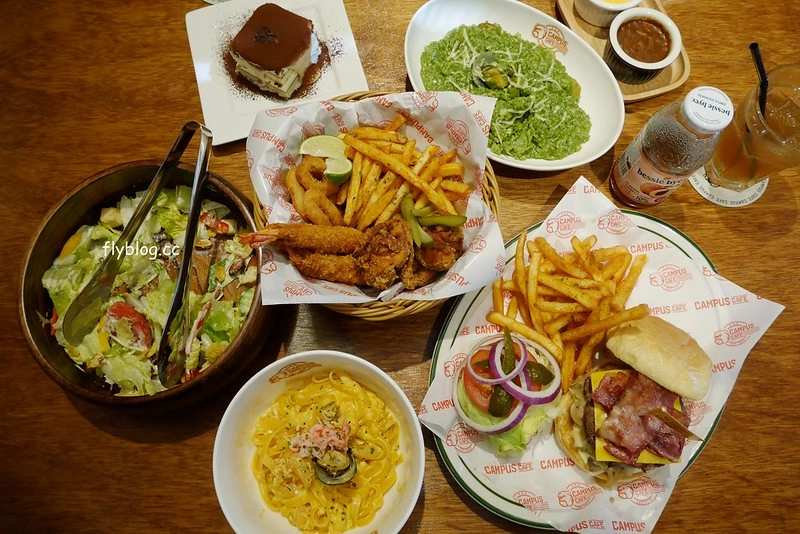 Campus Cafe┃台中西區：台北超人氣連鎖美式餐廳進駐台中，台中廣三SOGO百貨旗艦店11/15開幕，環境寬敞明亮充滿濃厚的美式氛圍 @飛天璇的口袋