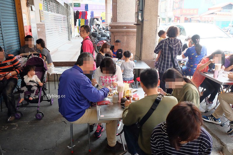 宜蘭老店瓜子雞肉｜原十六崁瓜仔雞麵，樸實簡單的古早味，餐點簡單卻是大排長龍 @飛天璇的口袋