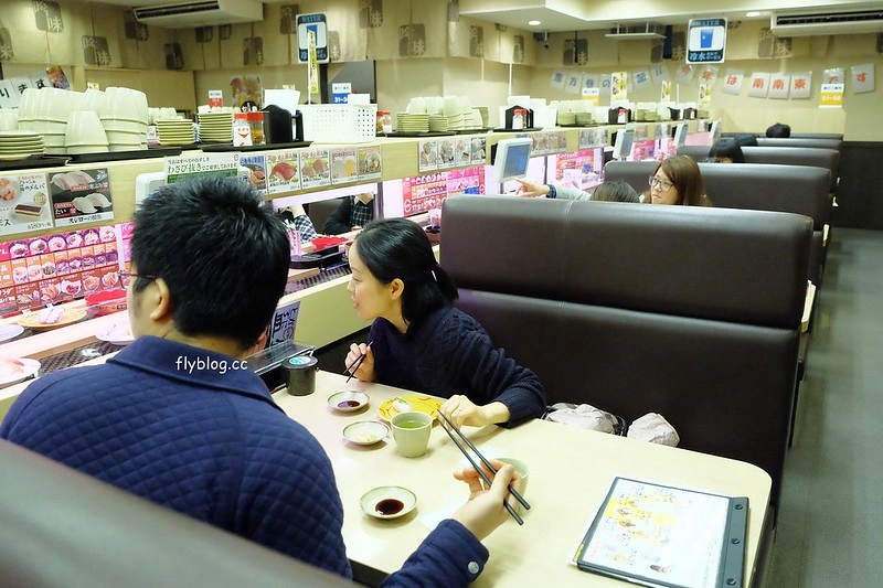 日本福岡｜壽司郎 福岡親富孝通店，迴轉壽司天神スシロー，一盤只要&yen;130起，天神車站只要5分鐘 @飛天璇的口袋