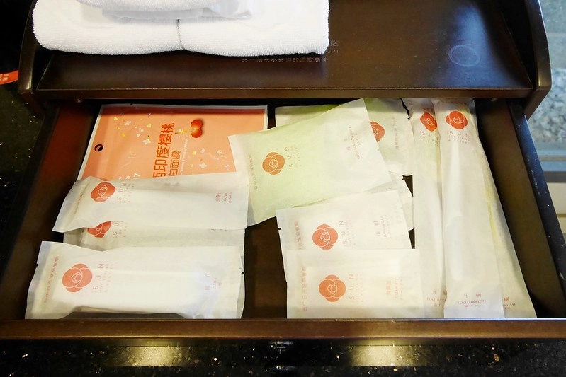 台中北屯｜日光溫泉會館：大坑最頂級的溫泉飯店，一泊二食享受泡湯、美食和採草莓之趣，台中兩天一夜輕旅行 @飛天璇的口袋