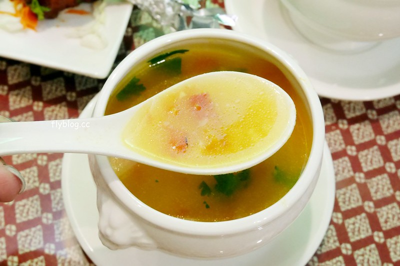 斯里印度餐廳．SREE INDIA PALACE┃台中西區：台中正宗印度料理，主廚是道地印度人，每一道都很入味又下飯 @飛天璇的口袋