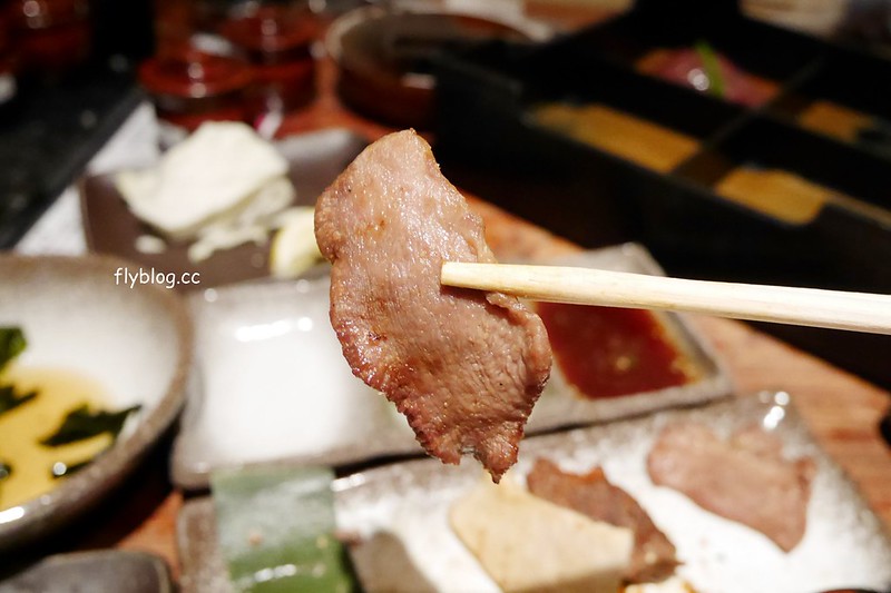 【日本大阪】燒肉一丁@心齋橋本店 ~到日本就是要吃燒肉，大阪超好吃的黑毛和牛，心齋橋道敦堀附近交通方便 @飛天璇的口袋