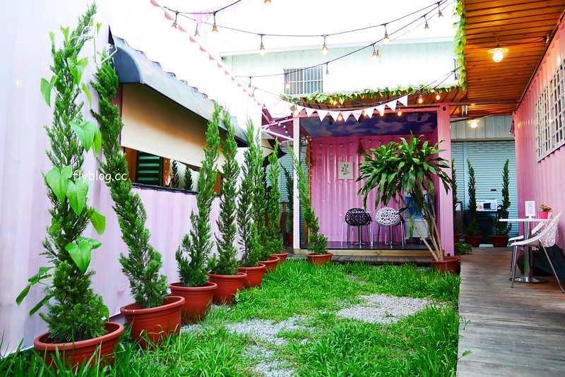 丫丫販店 x丫丫Lunch Box｜潭子漂亮粉紅色貨櫃屋，手作九宮格便當，IG台中超好拍景點 @飛天璇的口袋