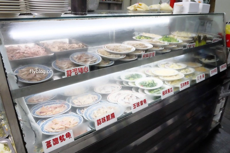 嘉義東區｜郭家雞肉飯．文化路夜市人氣火雞肉飯，大家推薦招牌粿仔湯必吃 @飛天璇的口袋