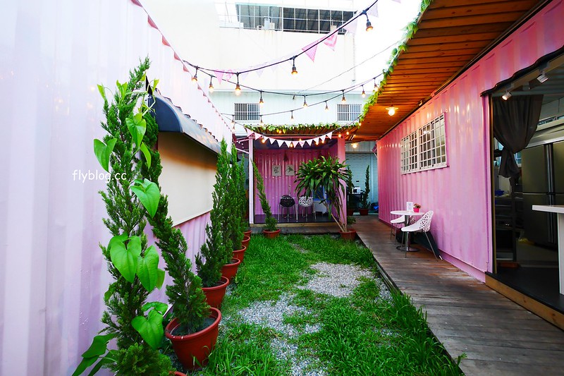 丫丫販店 x丫丫Lunch Box｜潭子漂亮粉紅色貨櫃屋，手作九宮格便當，IG台中超好拍景點 @飛天璇的口袋