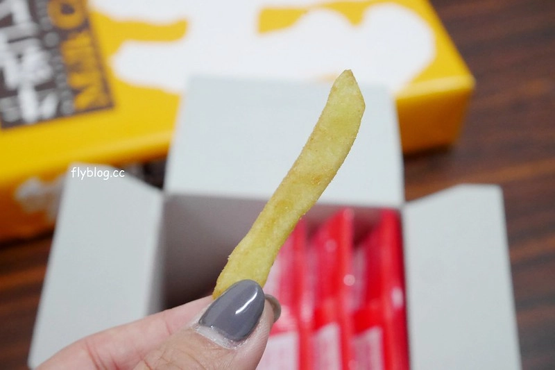 【日本大阪】日本必買伴手禮推薦~日本必買零食伴手禮！零食餅乾、大阪限定商品(購於關西機場免稅商店) @飛天璇的口袋