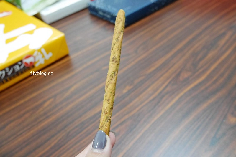 【日本大阪】日本必買伴手禮推薦~日本必買零食伴手禮！零食餅乾、大阪限定商品(購於關西機場免稅商店) @飛天璇的口袋