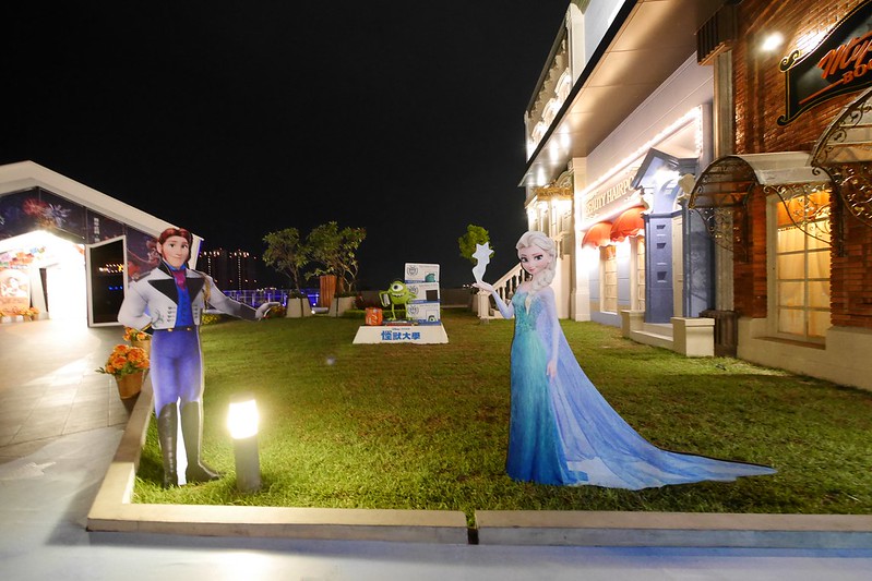 迪士尼皮克斯動畫廳┃台中東區：全台首座迪士尼皮克斯動畫廳，台中秀泰生活S2館4F全新開幕，大人小孩都可以身歷其境 @飛天璇的口袋