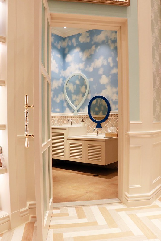 迪士尼皮克斯動畫廳┃台中東區：全台首座迪士尼皮克斯動畫廳，台中秀泰生活S2館4F全新開幕，大人小孩都可以身歷其境 @飛天璇的口袋