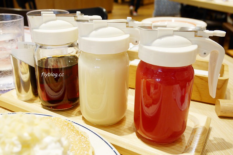 【日本三重】Eggs ‘n Things~從夏威夷來的超人氣奶油山鬆餅，螞蟻族排隊也一定要吃的甜點，三重長島outlet也可以吃的到 @飛天璇的口袋