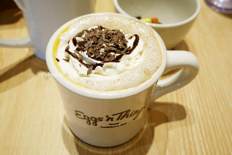 【日本三重】Eggs ‘n Things~從夏威夷來的超人氣奶油山鬆餅，螞蟻族排隊也一定要吃的甜點，三重長島outlet也可以吃的到 @飛天璇的口袋