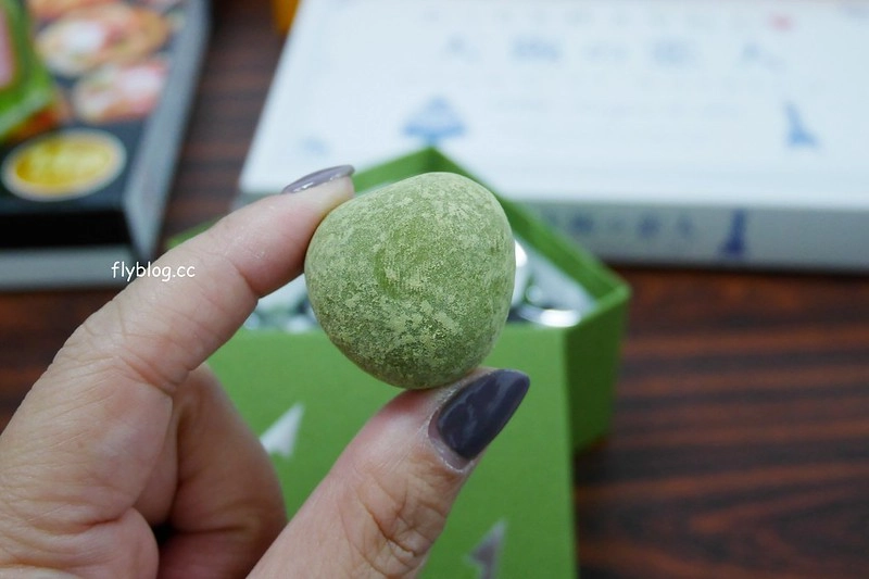 【日本大阪】日本必買伴手禮推薦~日本必買零食伴手禮！零食餅乾、大阪限定商品(購於關西機場免稅商店) @飛天璇的口袋