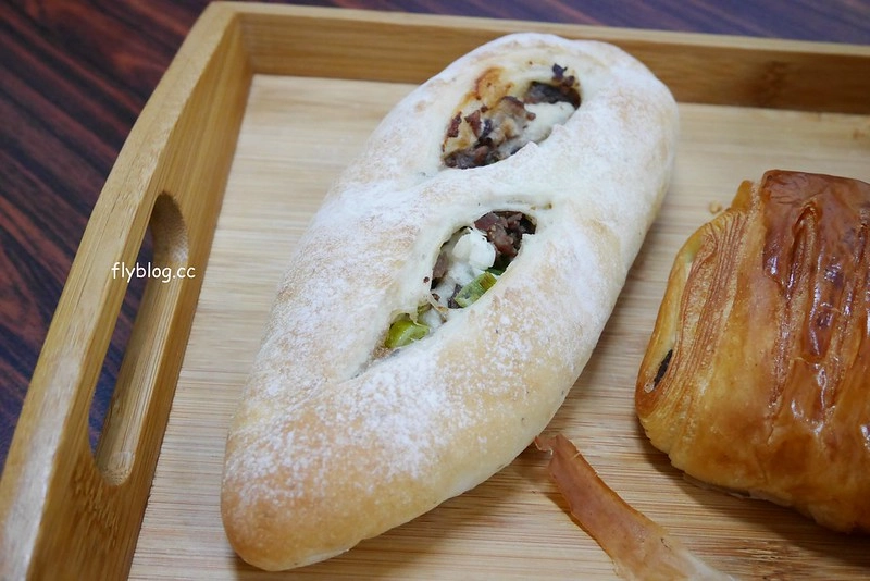 張泰謙麵包｜法國世界盃麵包大師個人賽，有歐式和台式麵包不同選擇，個人最推薦吐司和貝果 @飛天璇的口袋