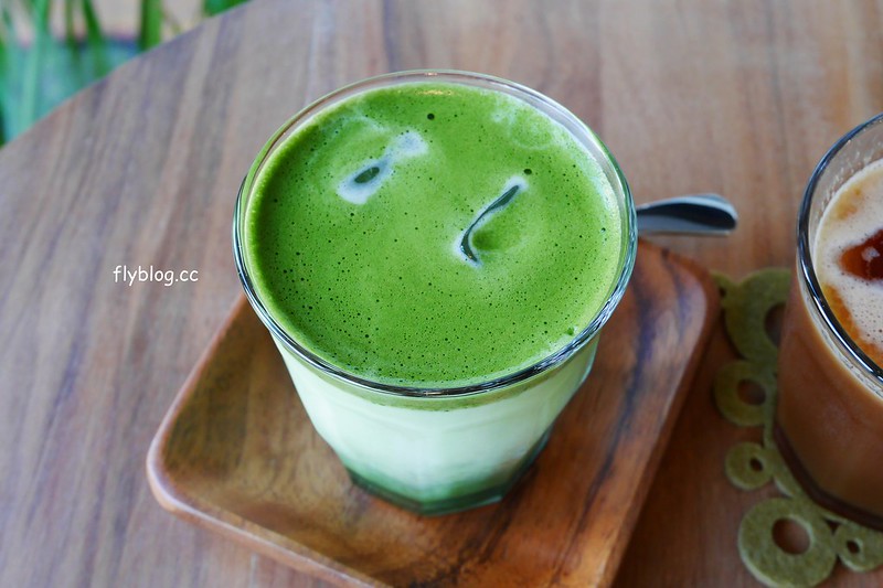 舞森咖啡┃台中北屯：溫馨有質感的咖啡館，甜點表現也不錯，可以使用插座和wifi，大坑地區下午茶推薦 @飛天璇的口袋