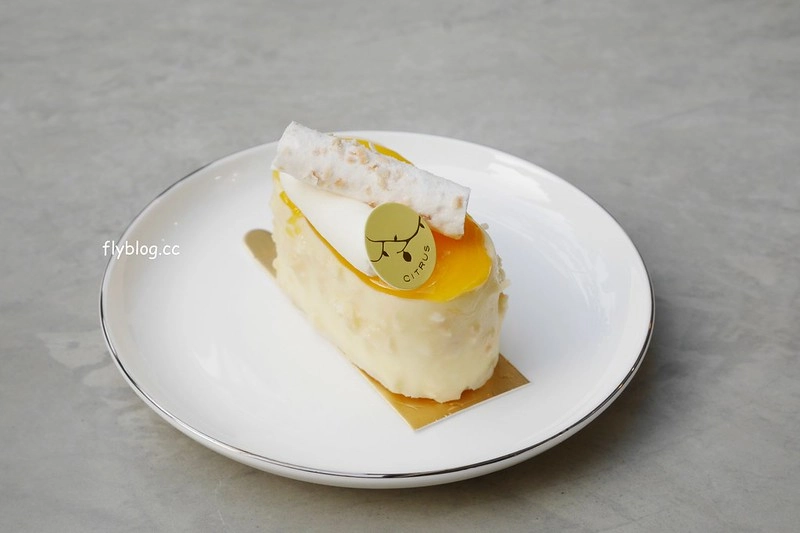 台中西區｜蜜柑法式甜點麵包．老宅改建法式麵包甜點店，模範街鄰近草悟道商圈 @飛天璇的口袋