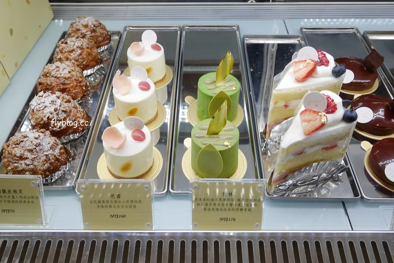 台中西區｜蜜柑法式甜點麵包．老宅改建法式麵包甜點店，模範街鄰近草悟道商圈 @飛天璇的口袋