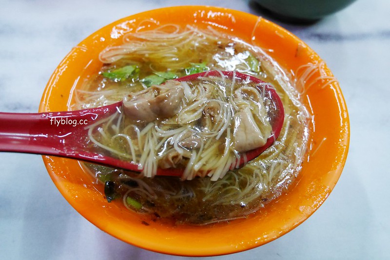 台中北屯｜永留香臭豆腐．鐵皮屋搭建的臭豆腐店，捷運松竹站隱藏版宵夜美食 @飛天璇的口袋