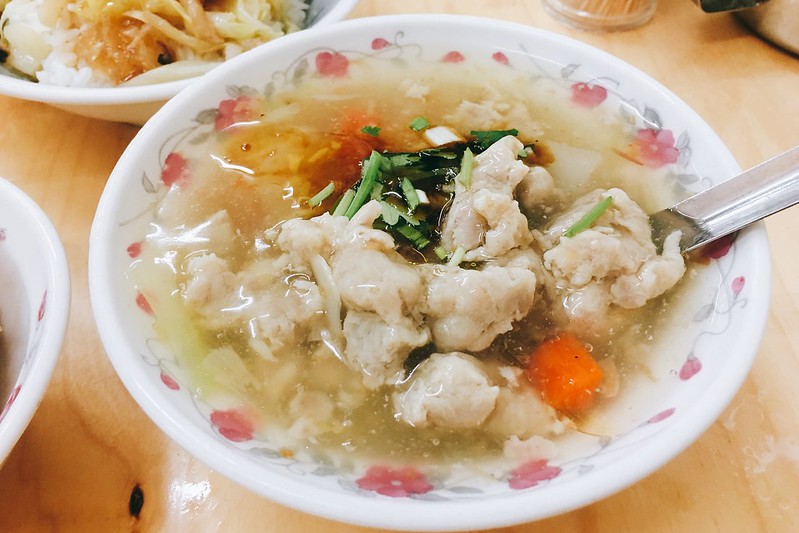 彰化北斗｜正老店阿美姐香菇高麗菜飯．媽祖廟前高麗菜飯，從早賣到晚一賣數十年 @飛天璇的口袋