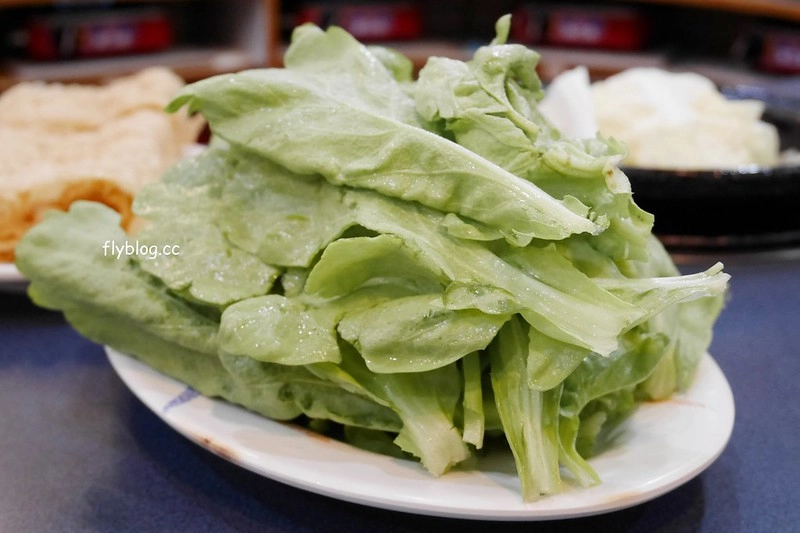 台中西區｜阿里郎迷你火鍋．超過30顆蛤蠣的蒜頭雞超推，還有饕客必點的燒酒雞 @飛天璇的口袋