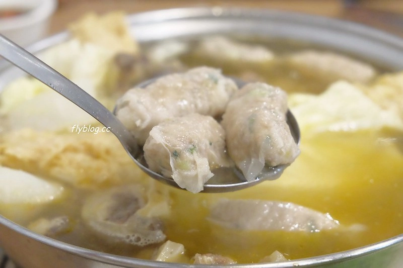 牛老大涮牛肉火鍋｜高雄在地20年的老店，使用台灣現宰溫體牛，食材新鮮就是好吃 @飛天璇的口袋