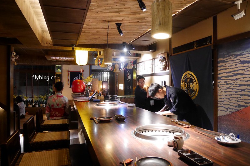 脂板前炭火燒肉｜台中米其林餐盤推薦台中燒肉，濃濃日式氛圍的燒肉店 @飛天璇的口袋