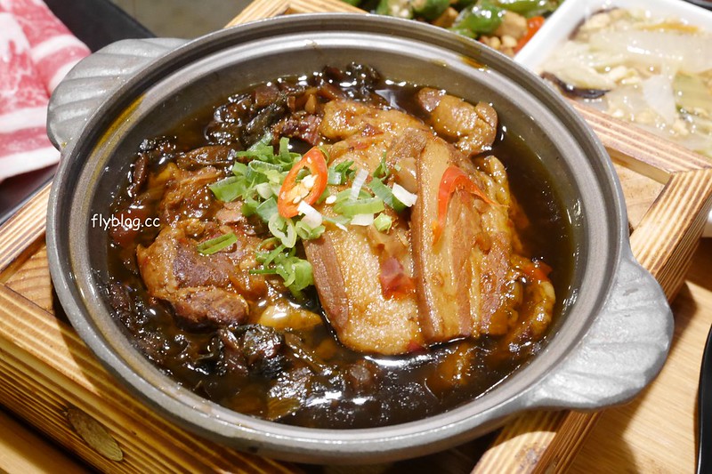 茶香水舍人文茶館．黎明店┃台中南屯：24小時營業的茶藝館，按摩完之後再享用湯品，2/28之前消費打卡火鍋半價 @飛天璇的口袋