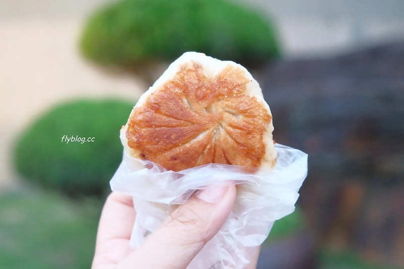 一品香水煎包｜大甲超人氣瓠仔水煎包，假日大排長龍的鎮瀾宮必吃美食 @飛天璇的口袋