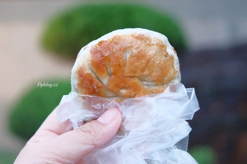 一品香水煎包｜大甲超人氣瓠仔水煎包，假日大排長龍的鎮瀾宮必吃美食 @飛天璇的口袋