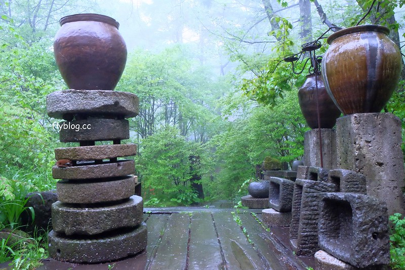 日本山梨｜夢宇谷 Gallery MUU．與大自然融合的美術館，結合日式禪風的茶屋 @飛天璇的口袋