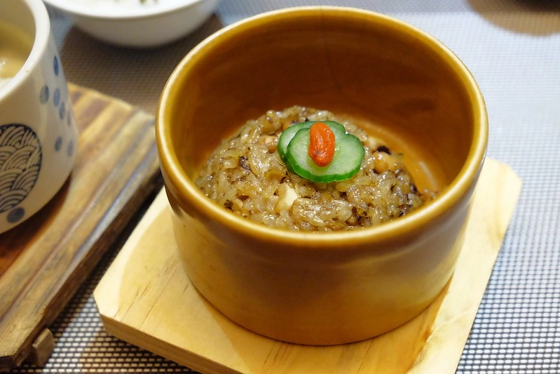 鈺善閣素．養生懷石┃台中西屯：每一道菜都像藝術品，高貴又有質感的蔬食餐廳，母親節台中素食餐廳推薦 @飛天璇的口袋