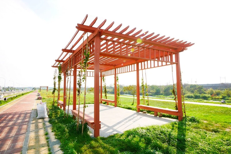 筏子溪迎賓水岸廊道┃台中南屯：台中美麗新地標，4公尺高的TAICHUN字體，台中IG超夯打卡新景點 @飛天璇的口袋