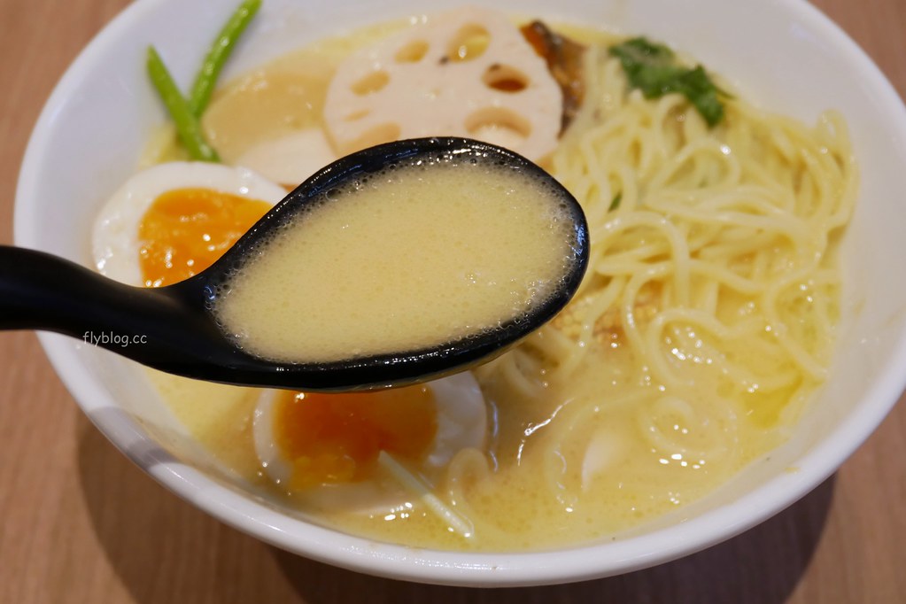 銀座篝拉麵｜銀座東京米其林紅色指南推薦，海外第一間分店台中三井outlet @飛天璇的口袋