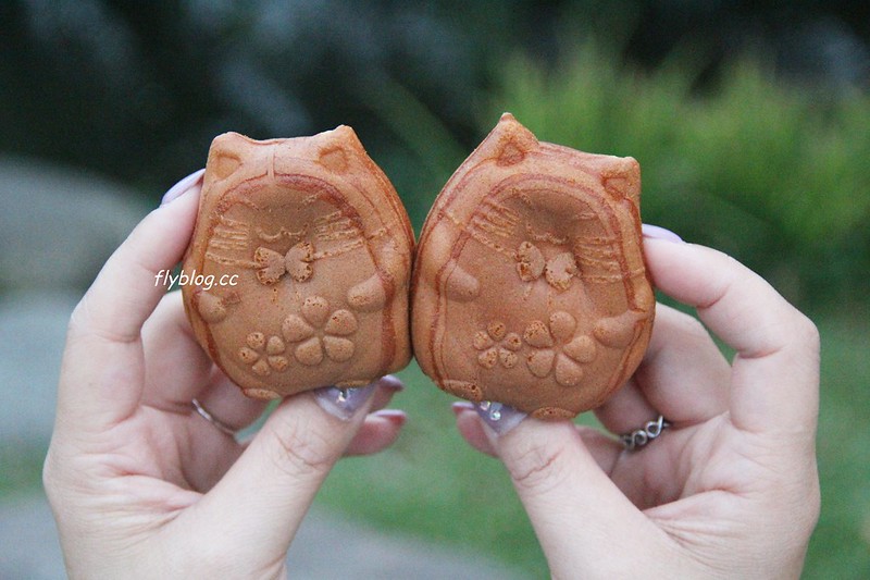 胖貓爆漿雞蛋糕┃台中北屯：可愛的貓咪造型雞蛋糕，北屯新都公園旁邊餐車，週未假日才會出現擺攤 @飛天璇的口袋