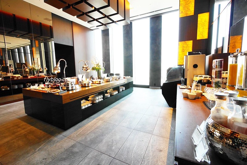 日本愛知｜名古屋天空塔王子飯店 Nagoya Prince Hotel Sky Tower．距離地鐵步行2分鐘，房間可以看到絕美夜景 @飛天璇的口袋