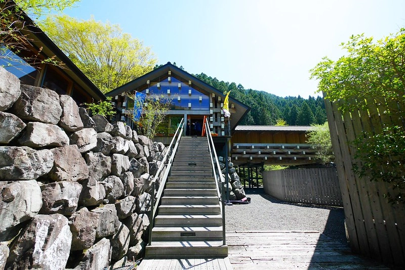 日本高知｜檮原町．隈研吾五大建築的巡禮，檮原町綜合廳舍、雲之上別館、雲之上本館、雲之上藝廊、雲之上圖書館 @飛天璇的口袋