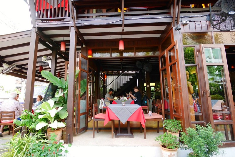泰國清邁｜Dash! Restaurant and Bar，正宗泰北蘭那料理，藍帶學校的好手藝，古城區美食餐廳推薦 @飛天璇的口袋