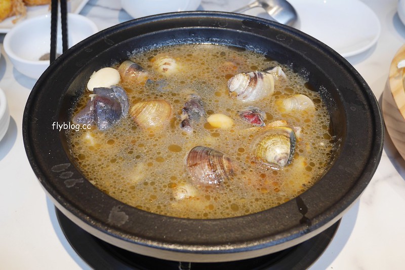 萬客什鍋@崇德店┃台中北區：台中在地20幾年的小火鍋店，崇德店2/1開始試賣，平日中午也可以吃到燒酒雞 @飛天璇的口袋