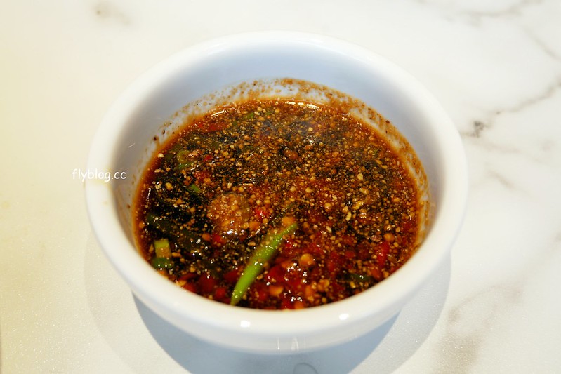 萬客什鍋@崇德店┃台中北區：台中在地20幾年的小火鍋店，崇德店2/1開始試賣，平日中午也可以吃到燒酒雞 @飛天璇的口袋