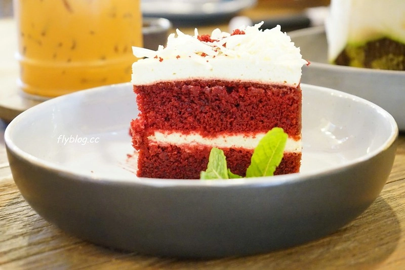 泰國清邁｜Woo Cafe，清邁必吃美食，結合餐廳、花藝、藝廊和生活雜貨的咖啡館 @飛天璇的口袋