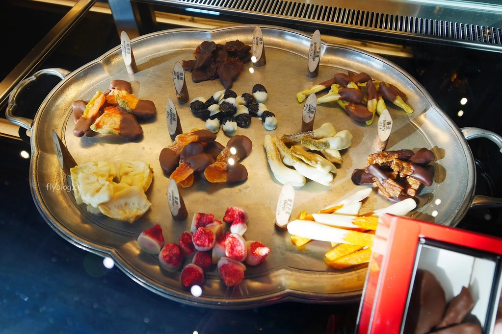 台中中區｜宮原眼科，觀光客台中必朝聖，充滿歷史風味的歷史建築，眼科也賣冰淇淋 @飛天璇的口袋