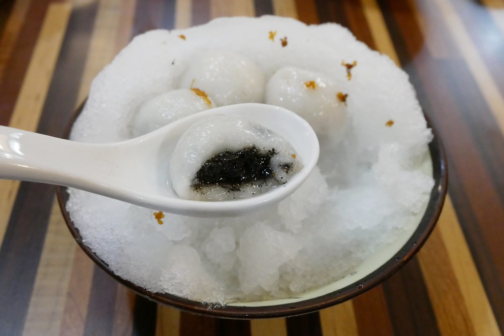 台中西屯｜御品元冰火湯圓，台北通化夜市的人氣湯圓，台中逢甲夜市也吃的到 @飛天璇的口袋
