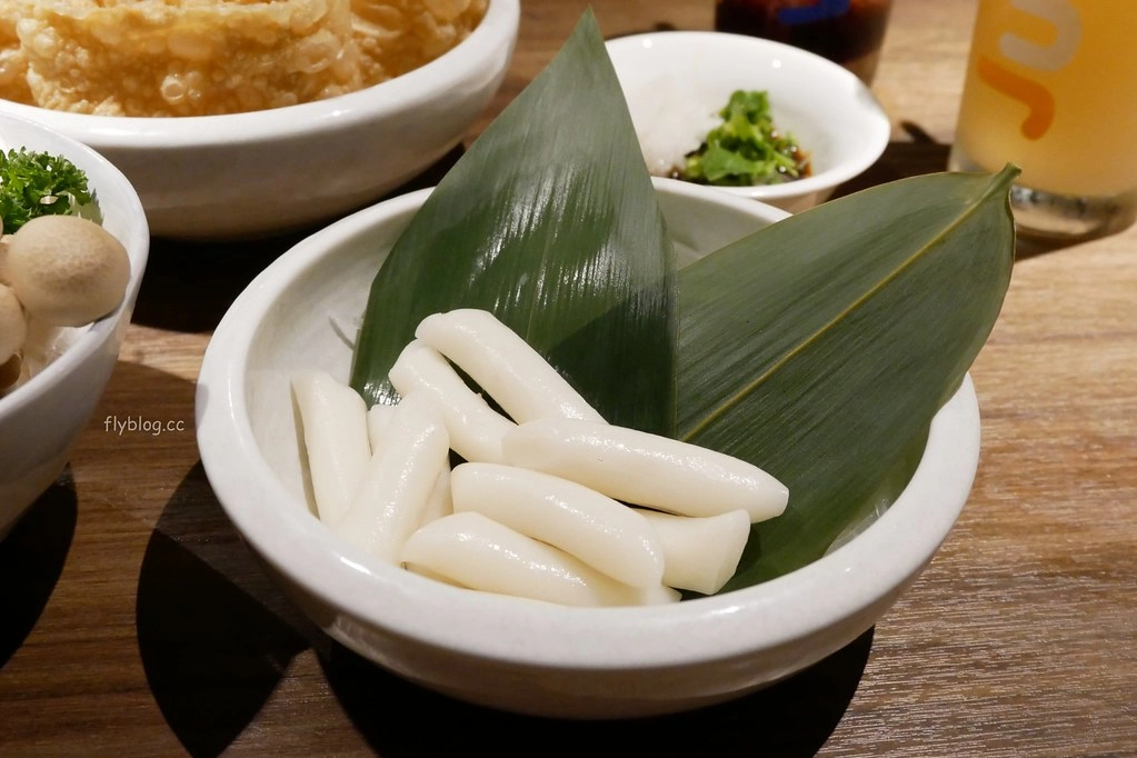 台中南屯｜老常在麻辣火鍋．輕井澤集團麻辣火鍋，鍋底吃不完還可以打包 @飛天璇的口袋
